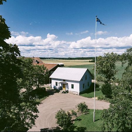 Snaellfaell Country Living - Akerbo Gard Charmigt Renoverad Flygel Kristinehamn Zewnętrze zdjęcie